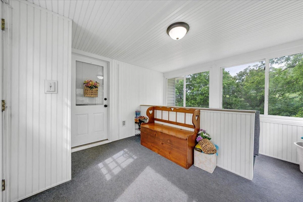 493 Culpepper AVE - Photo 2