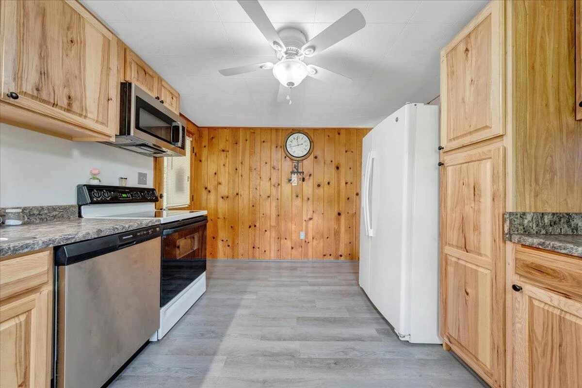 493 Culpepper AVE - Photo 6