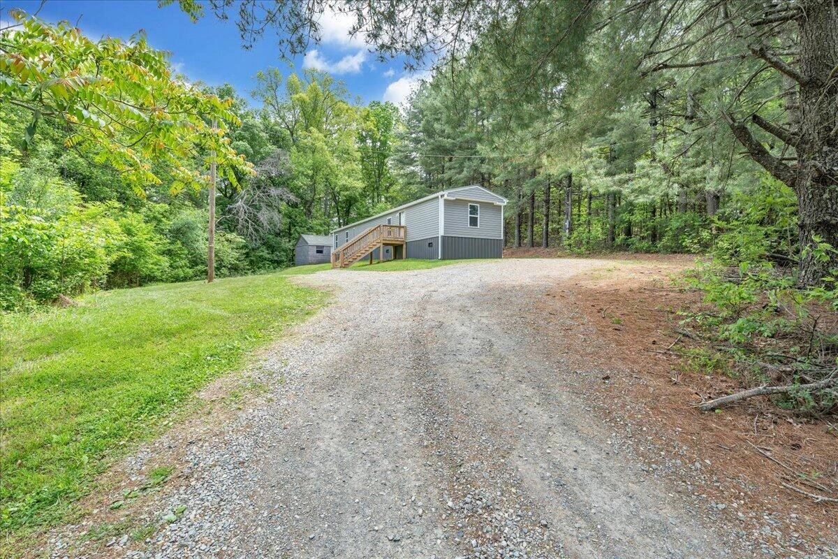 416 Virgil H Goode HWY - Photo 33