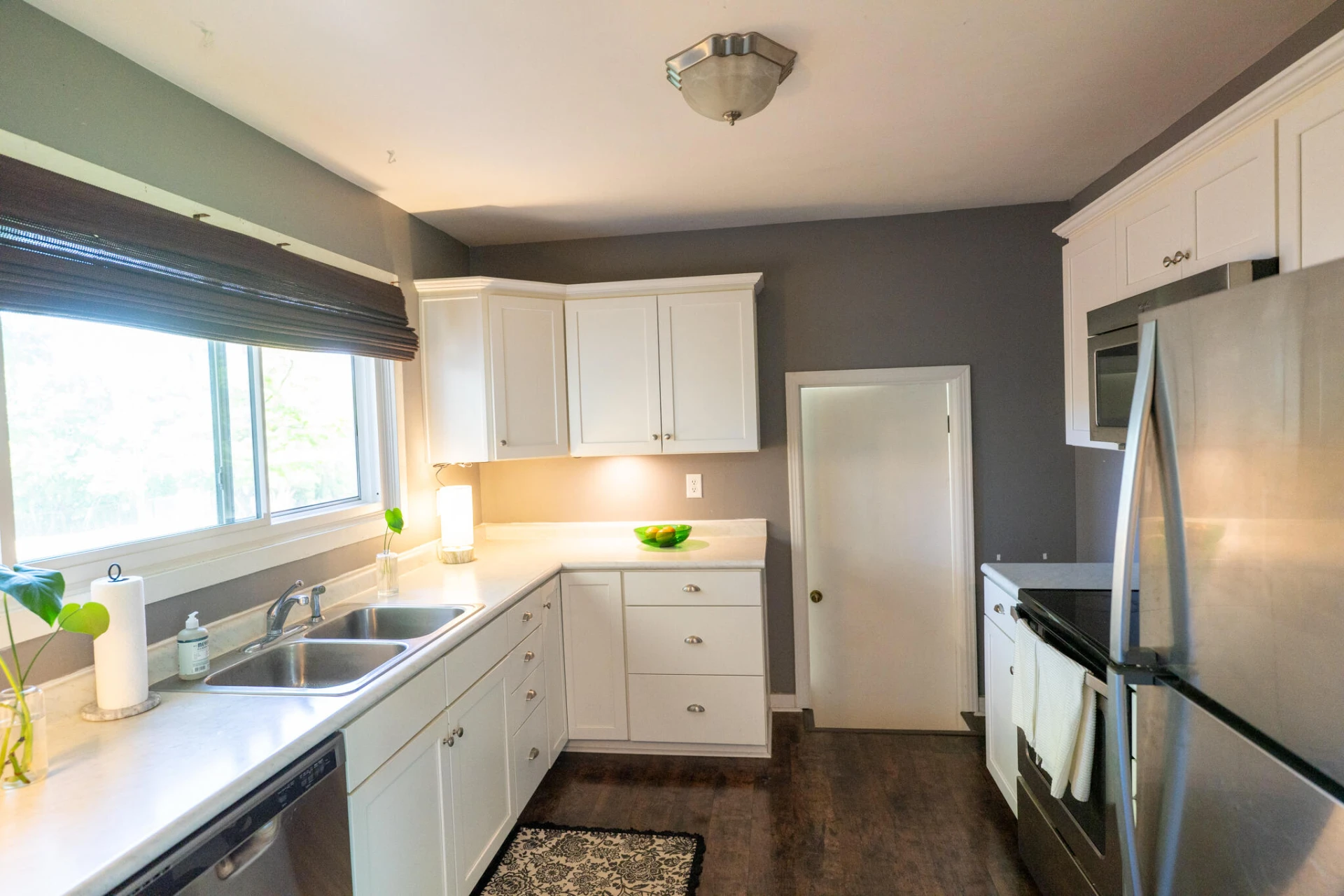 2350 Berkley AVE SW - Photo 14