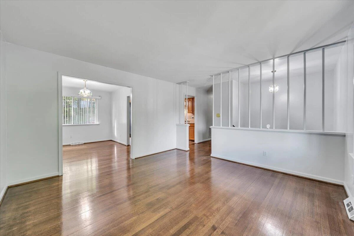 428 Missimer LN - Photo 6