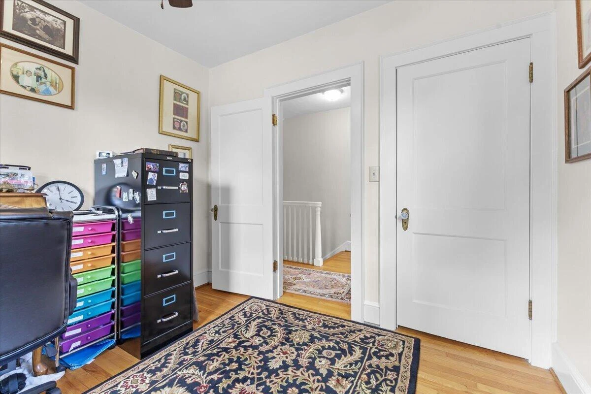 209 Huntington BLVD NE - Photo 22
