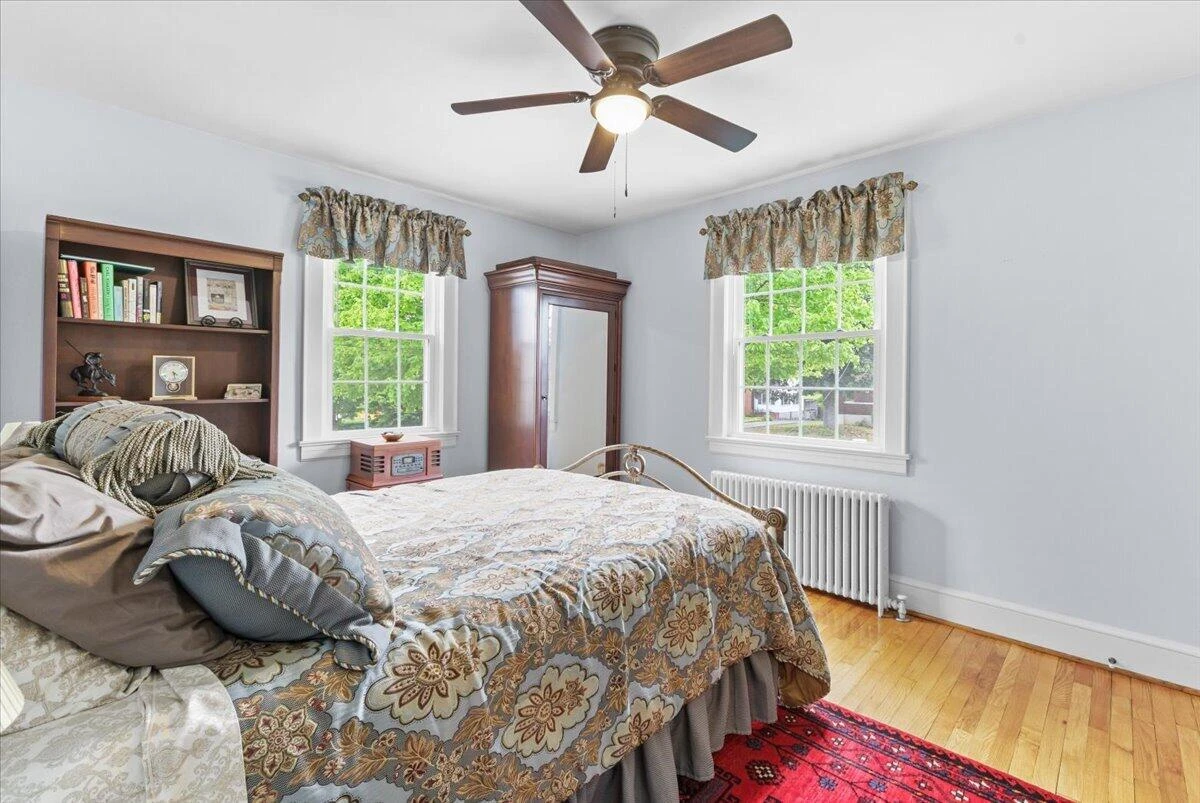 209 Huntington BLVD NE - Photo 23