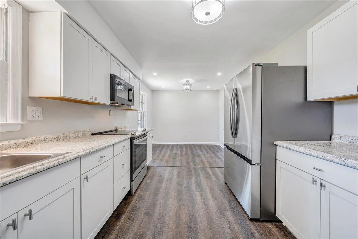 4654 Long Acre DR NE - Photo 11