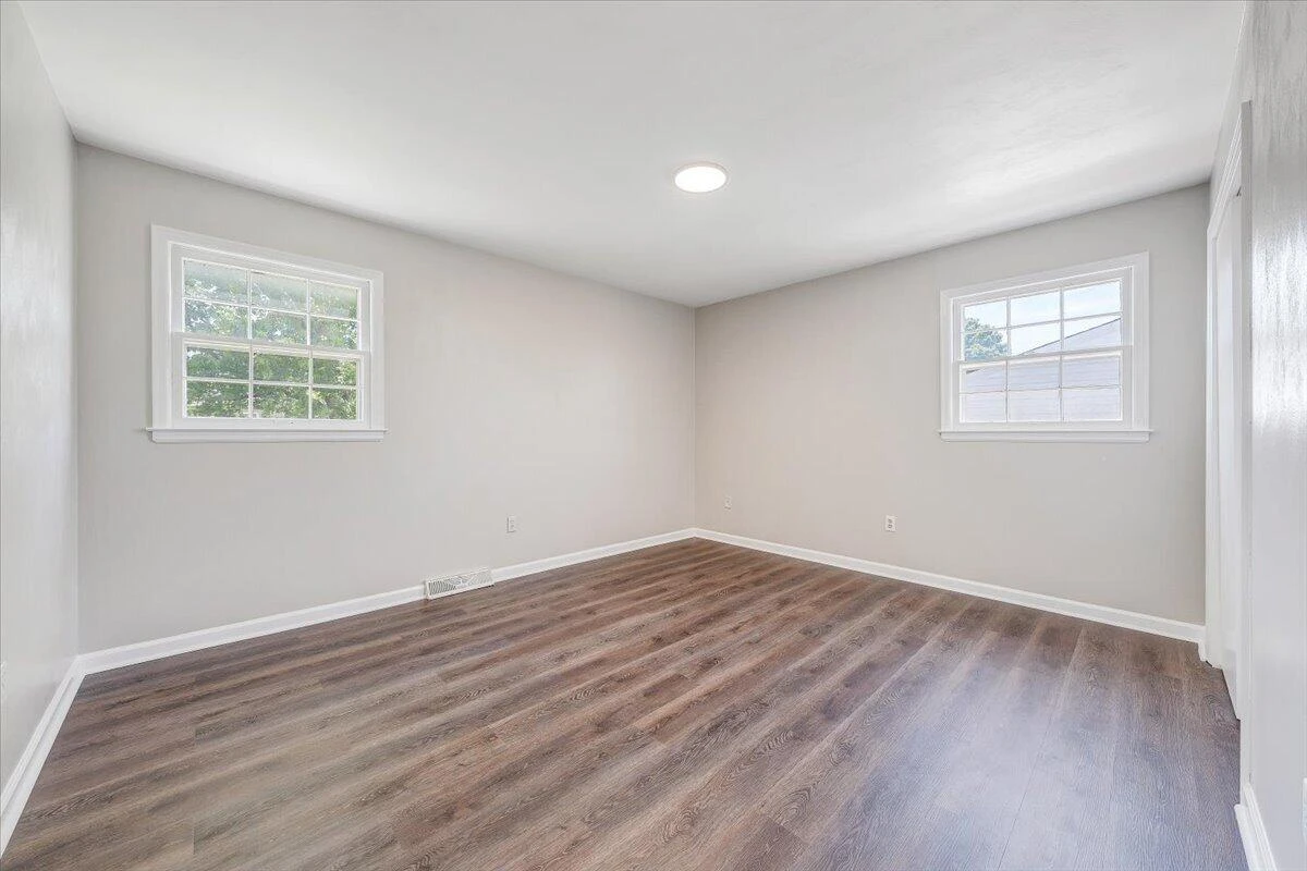 4654 Long Acre DR NE - Photo 13