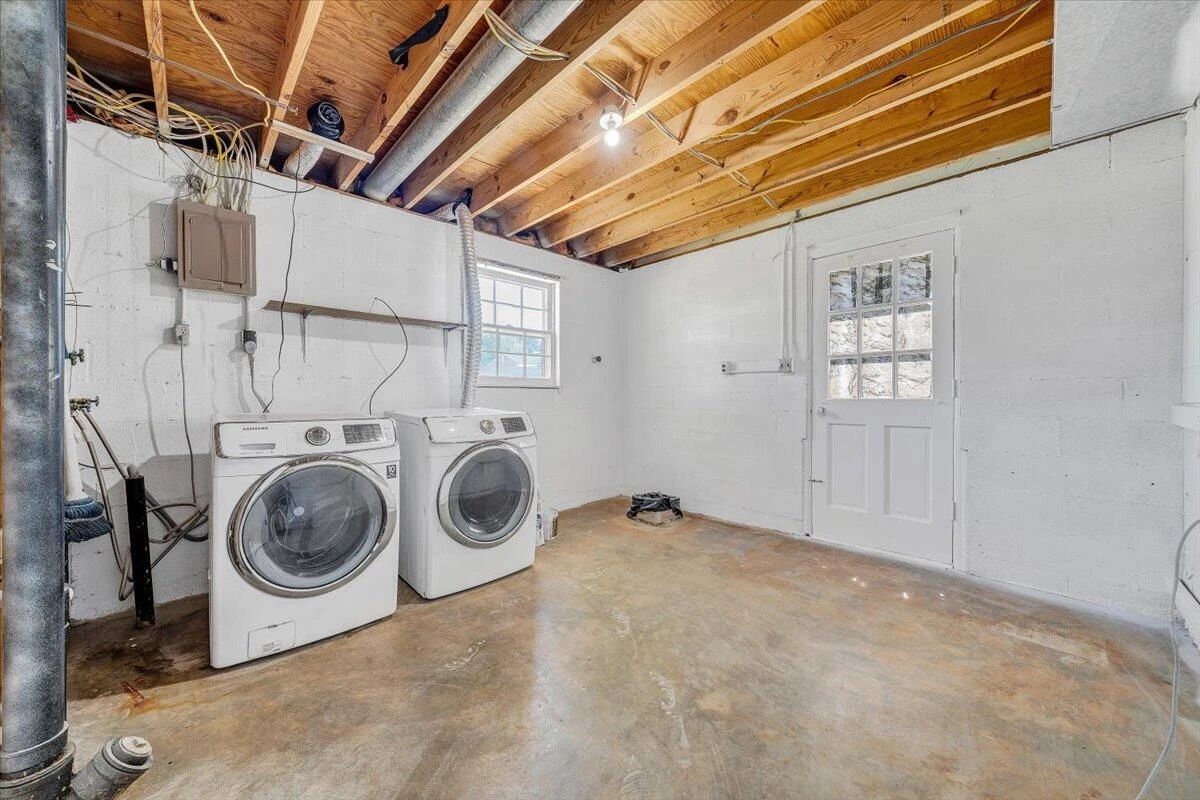 4654 Long Acre DR NE - Photo 24
