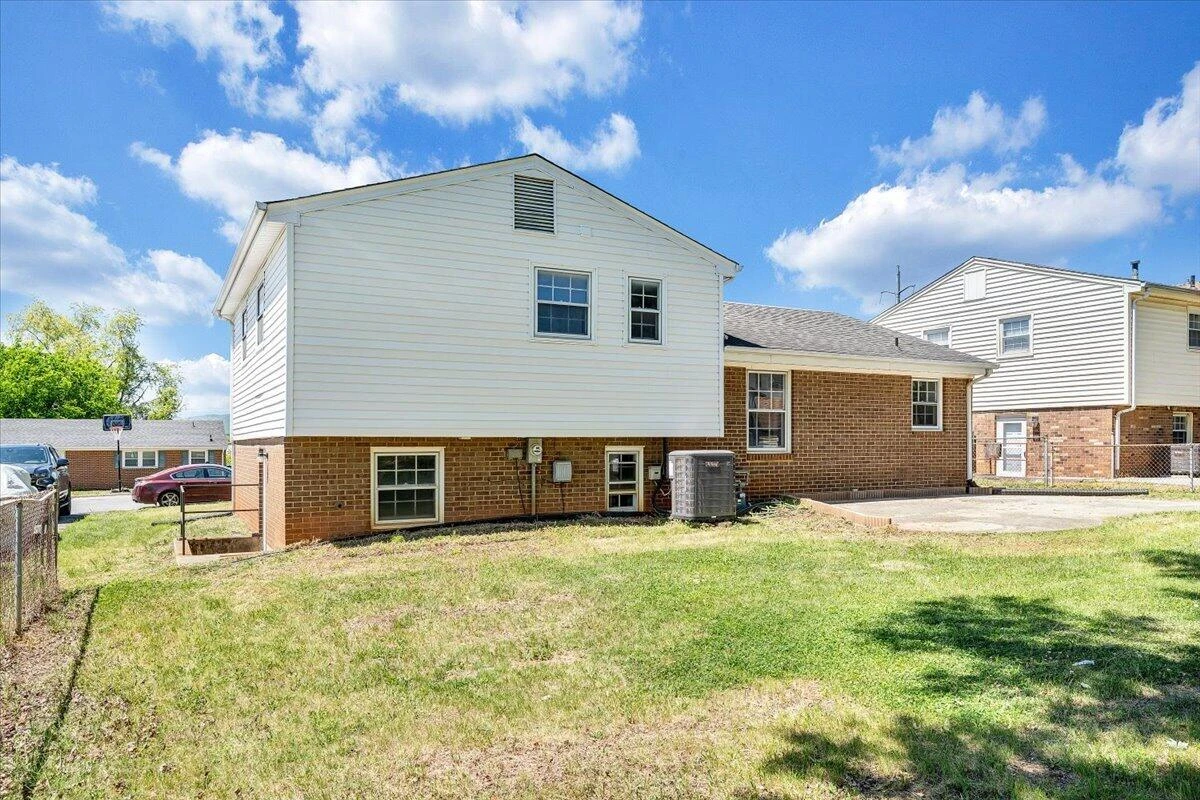 4654 Long Acre DR NE - Photo 25