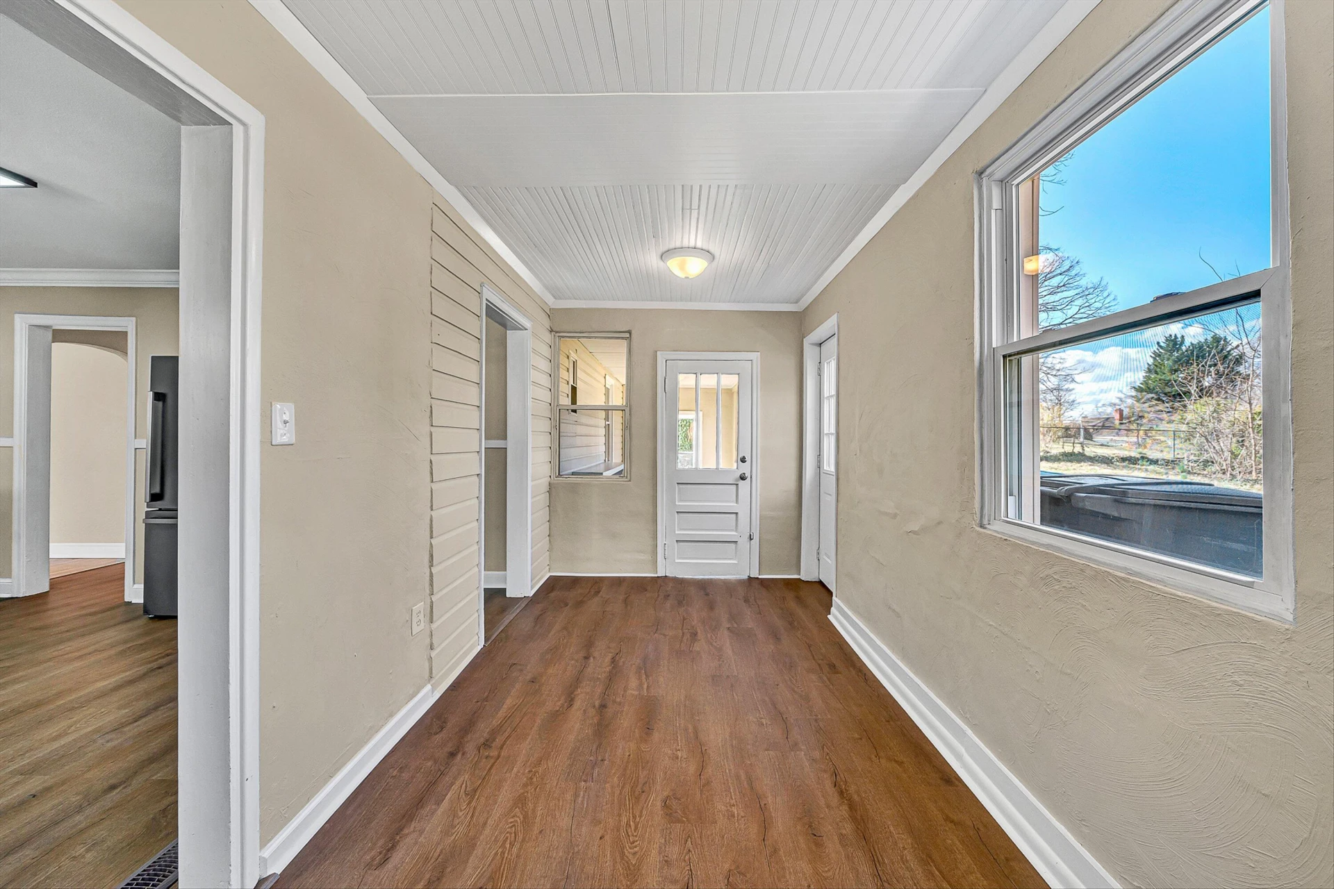 2106 Colgate ST NE - Photo 19