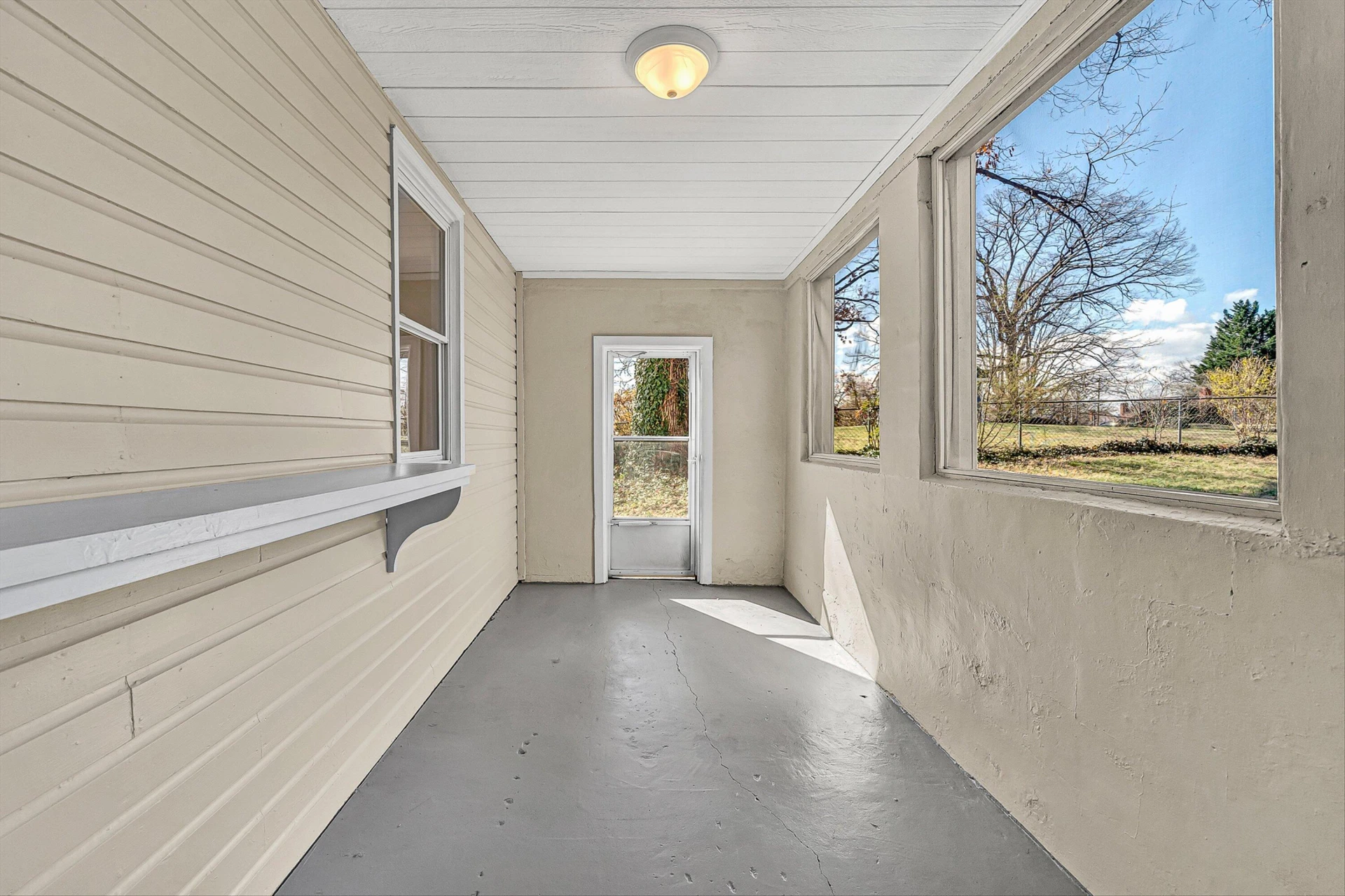 2106 Colgate ST NE - Photo 20