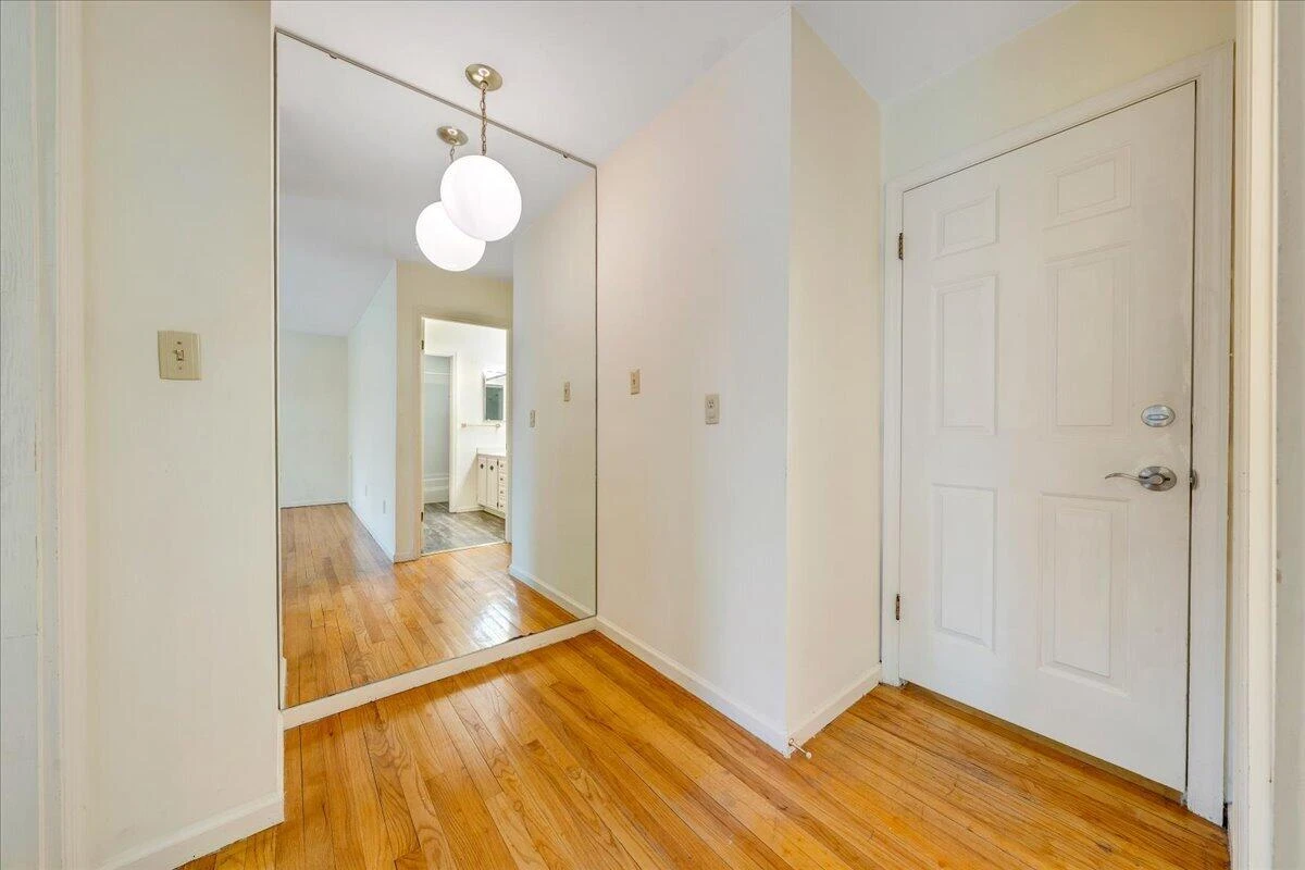 802 Oakwood DR SW - Photo 34