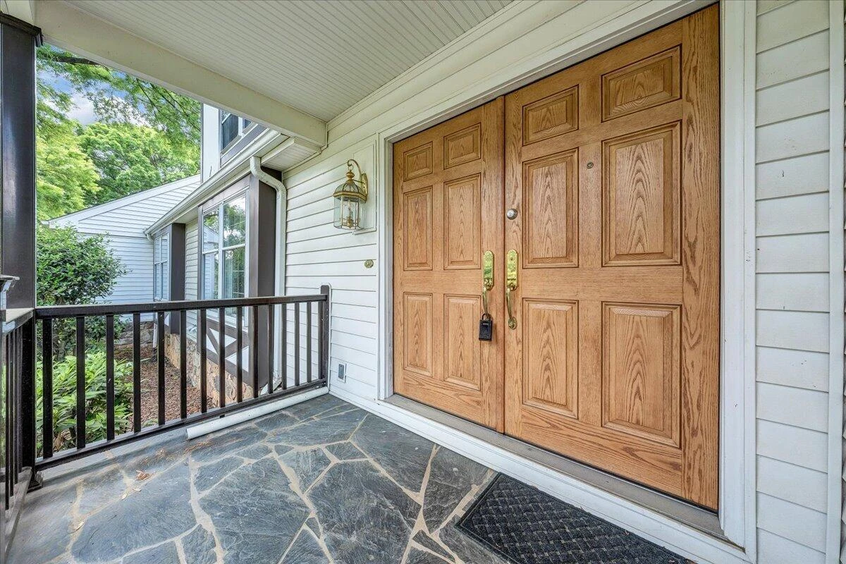 802 Oakwood DR SW - Photo 40