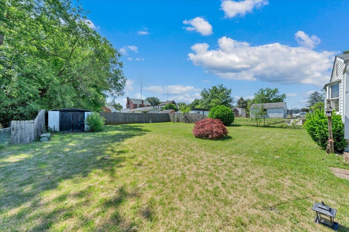 918 Whitney AVE NW - Photo 38