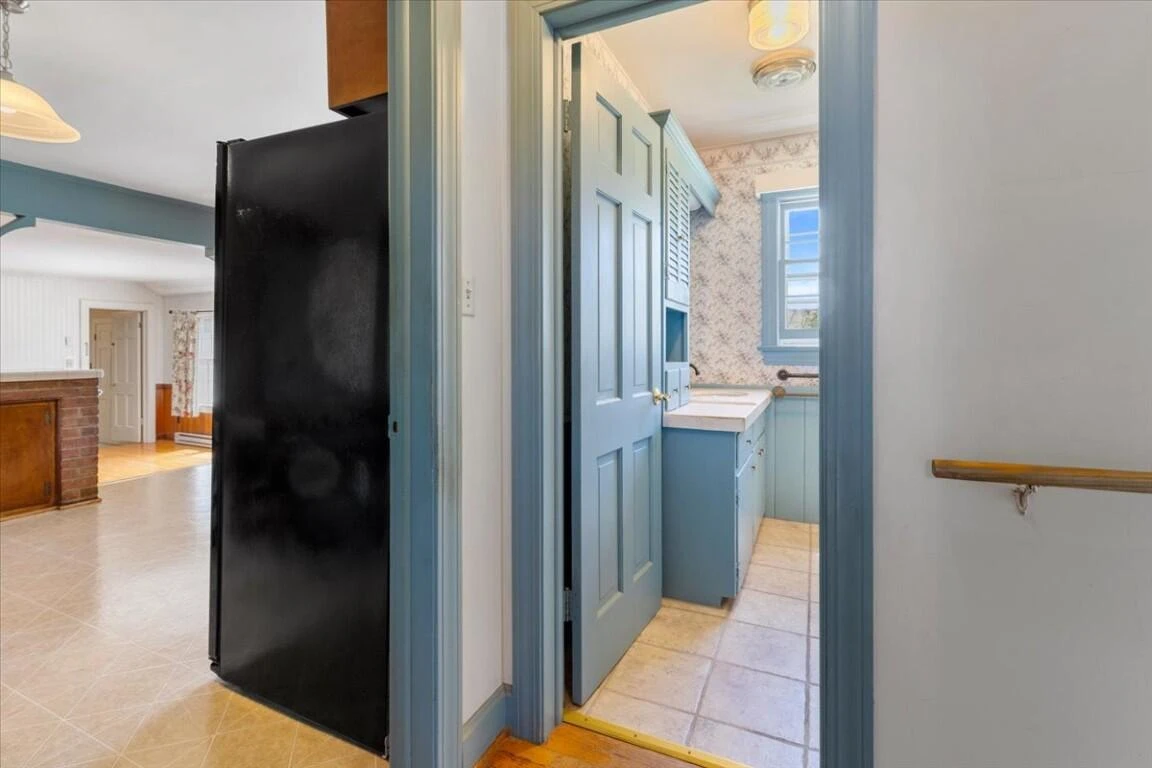 695 Wren DR - Photo 14