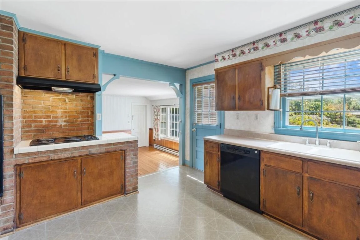 695 Wren DR - Photo 21