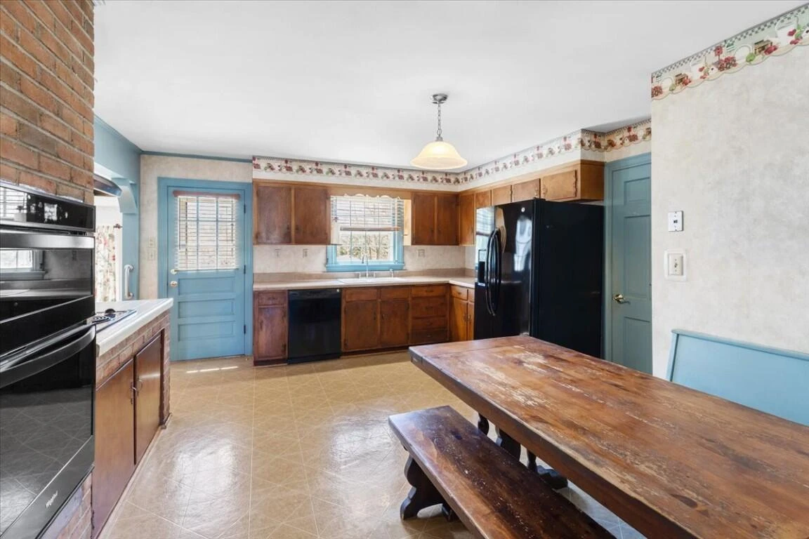 695 Wren DR - Photo 28