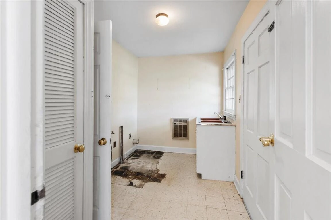 695 Wren DR - Photo 33