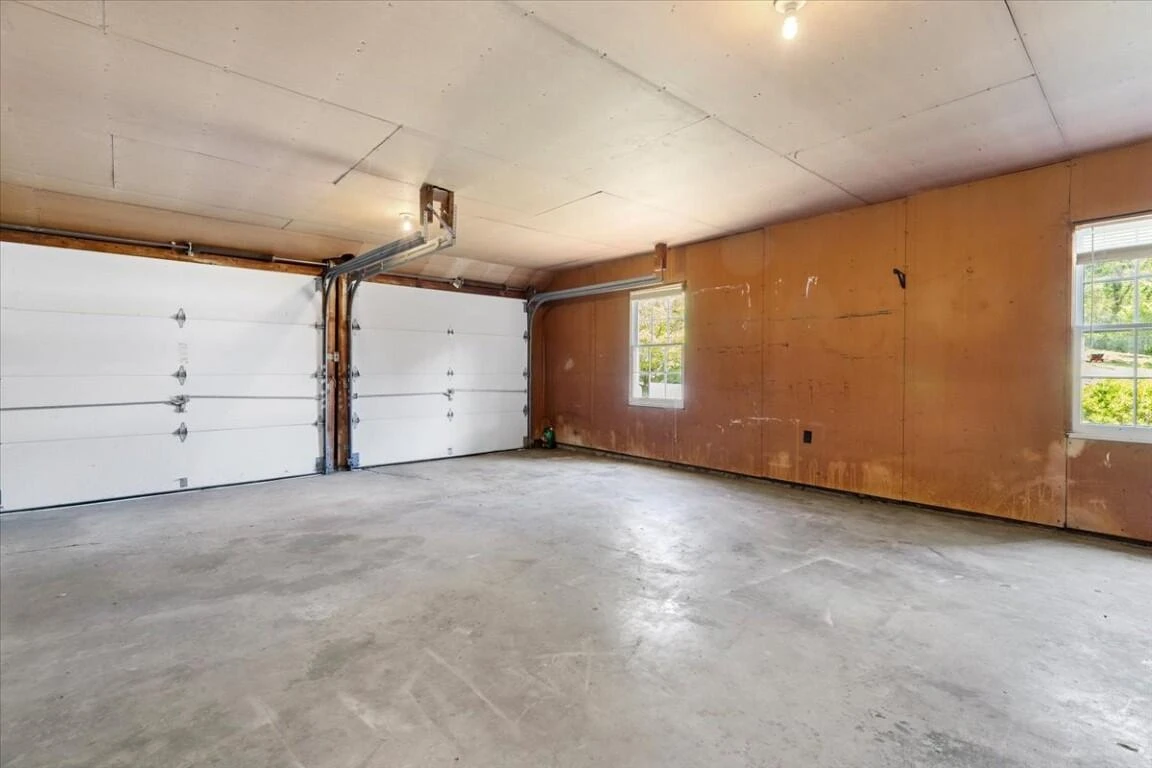 695 Wren DR - Photo 35
