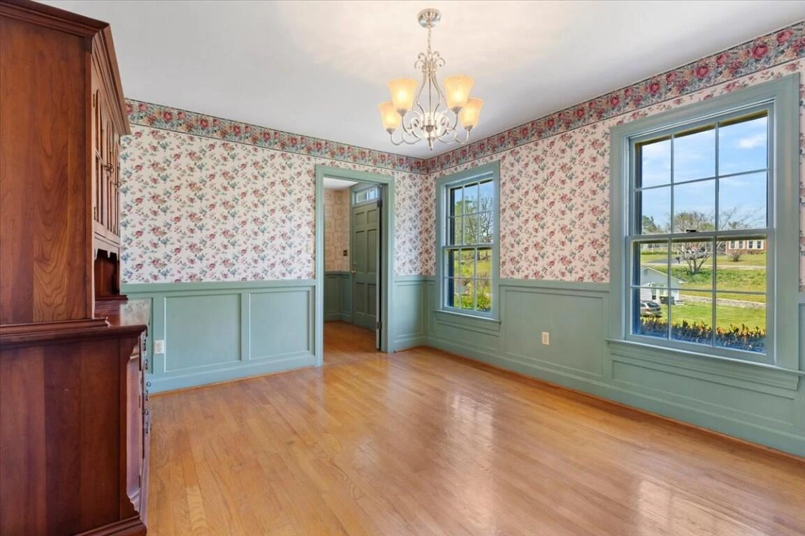 695 Wren DR - Photo 36