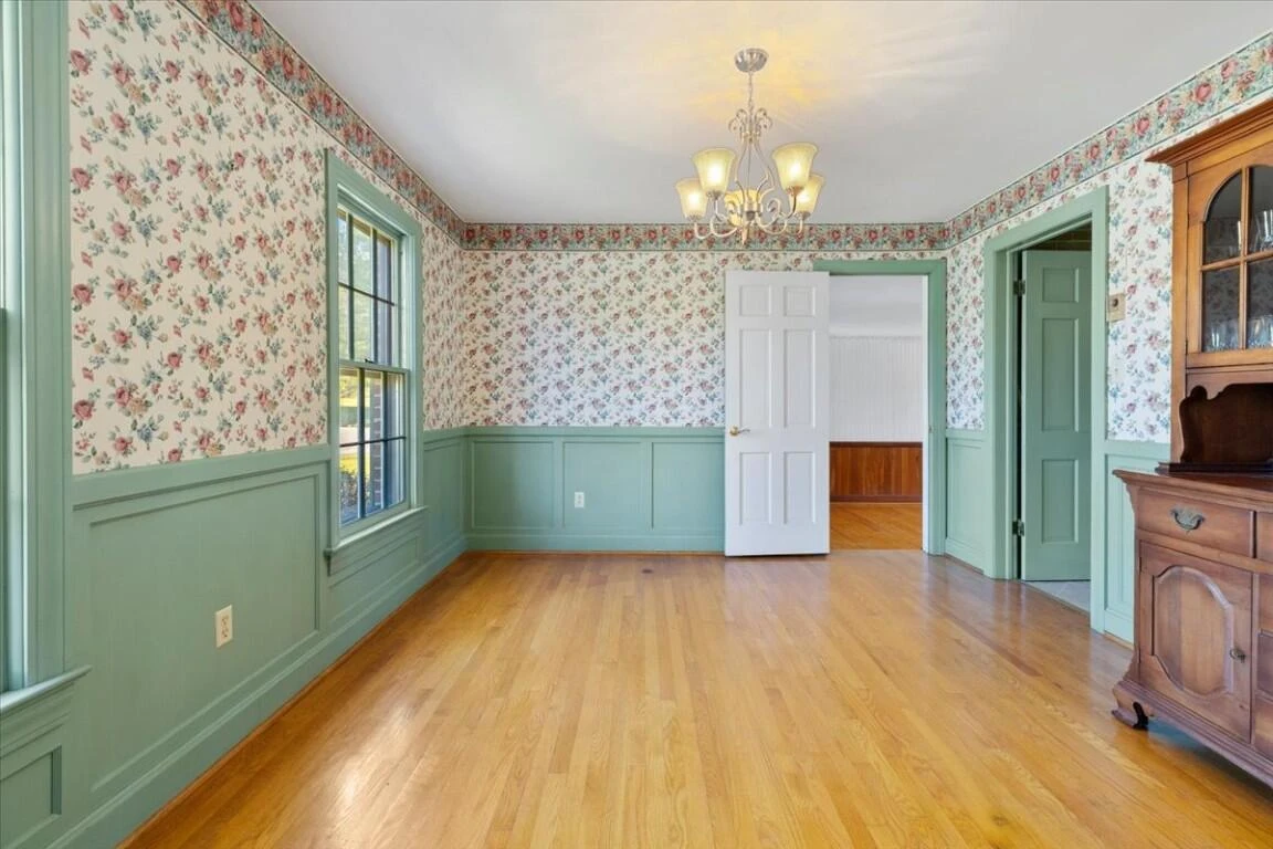 695 Wren DR - Photo 37