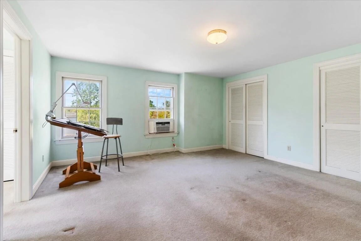 695 Wren DR - Photo 40