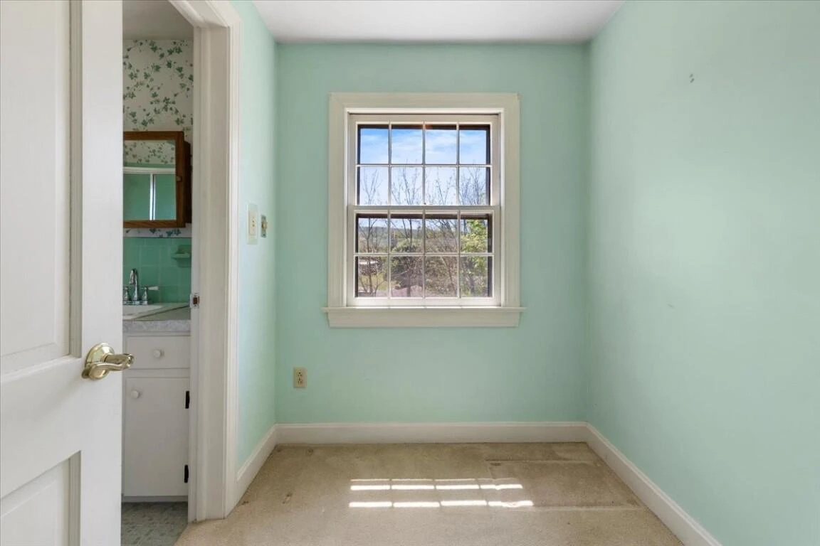 695 Wren DR - Photo 42
