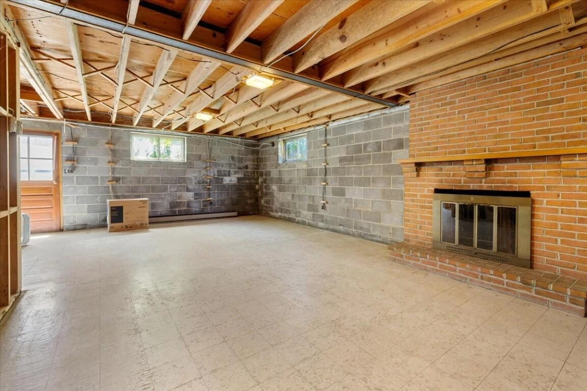 695 Wren DR - Photo 54