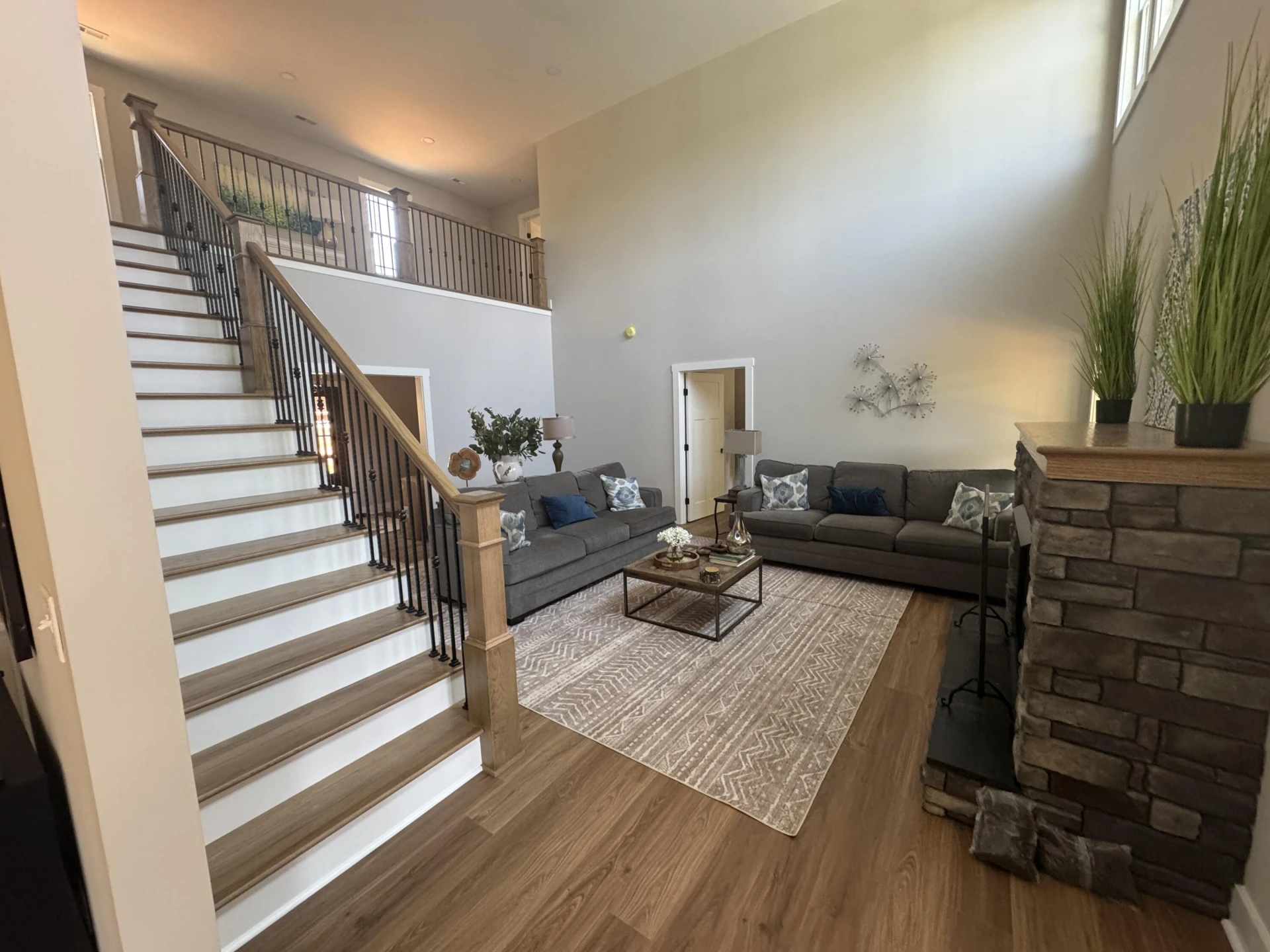 500 Surfside DR - Photo 3