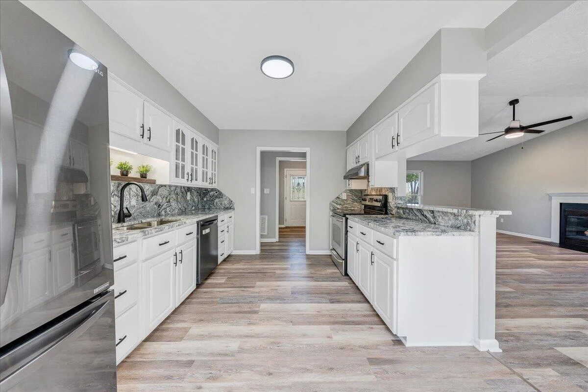 5359 Sundance RD - Photo 14