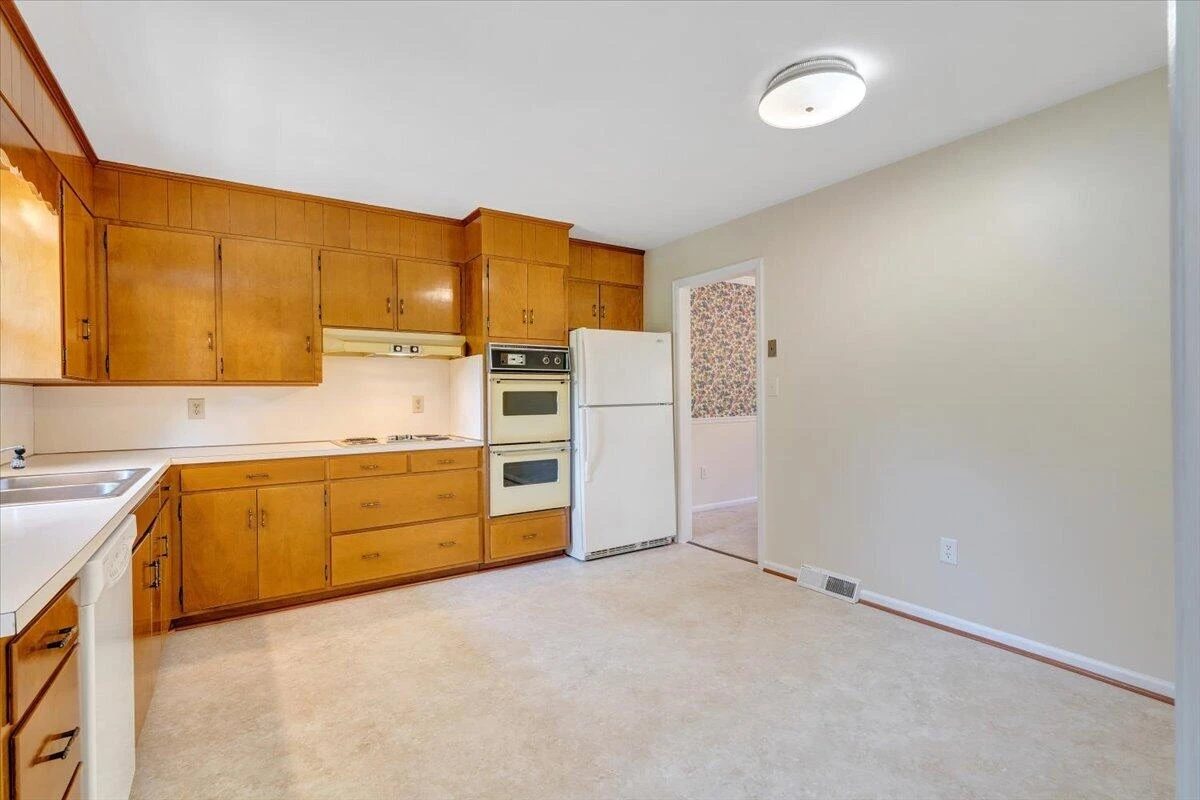 3530 Holland DR - Photo 17