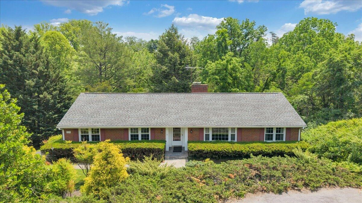 3530 Holland DR - Photo 2