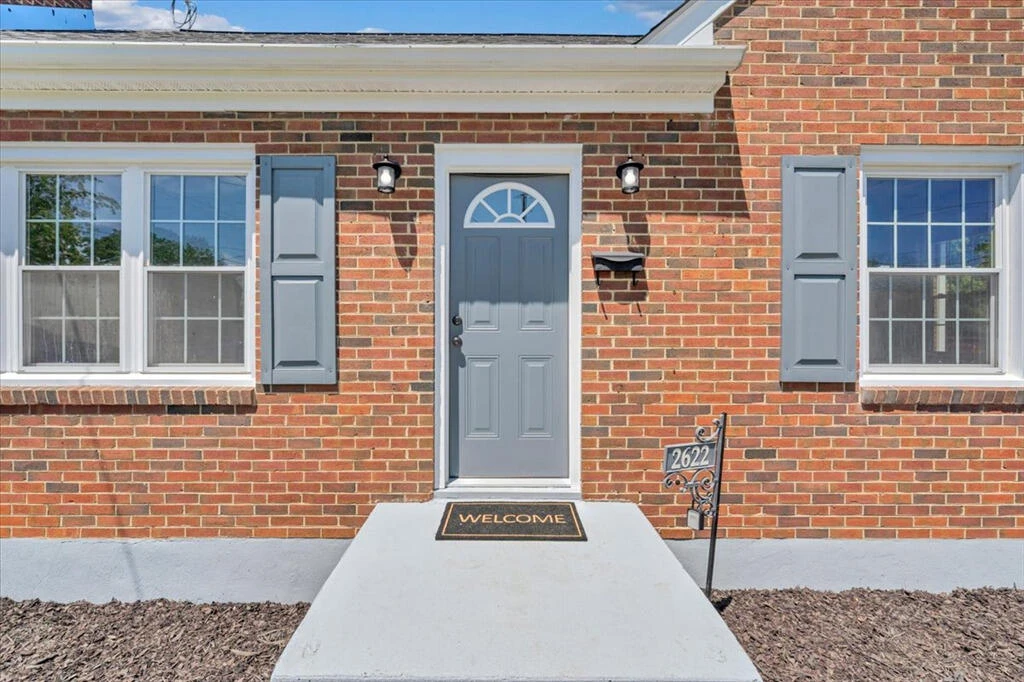 2622 Bowman ST NW - Photo 2