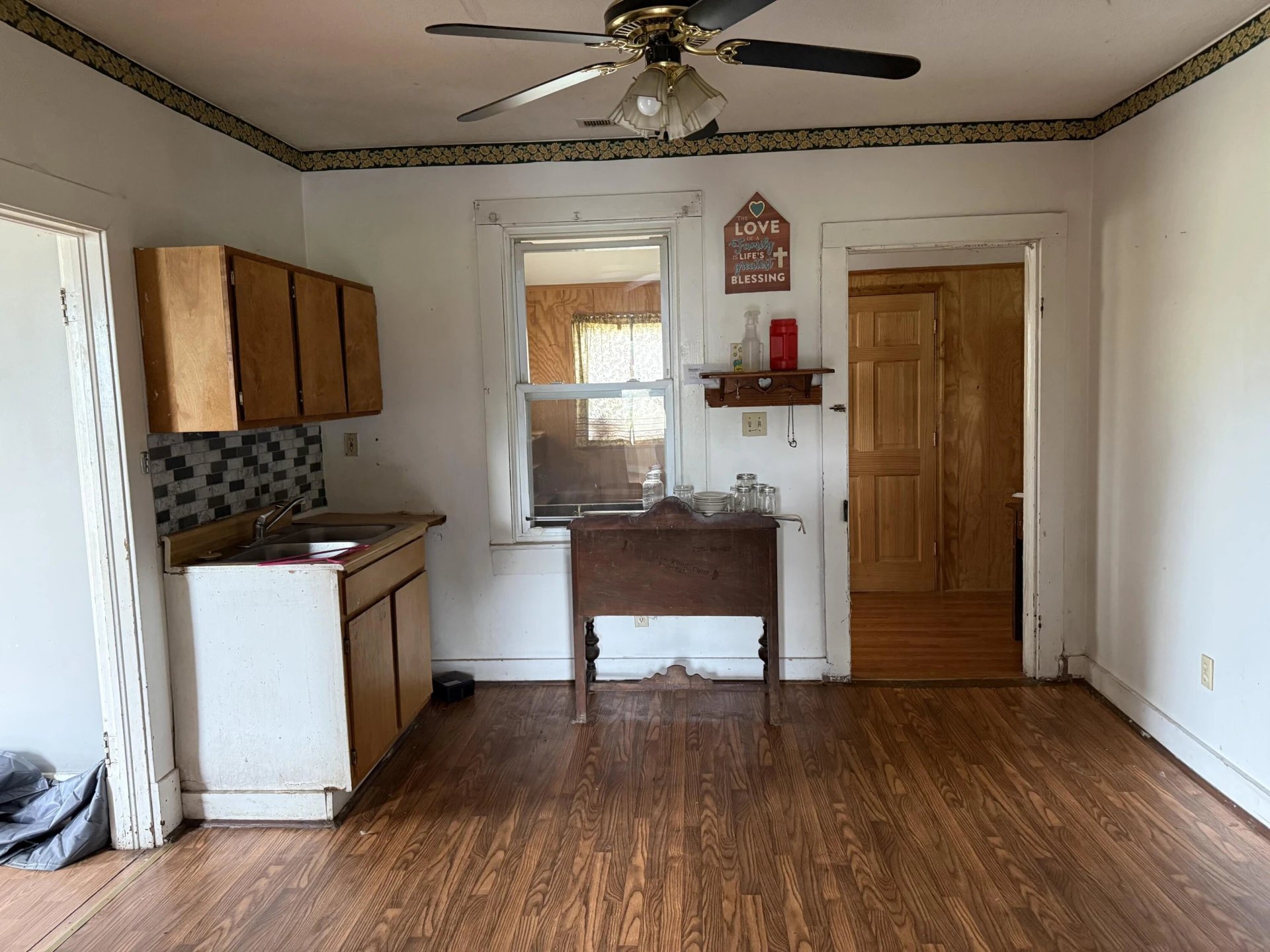 702 Alleghany AVE - Photo 11