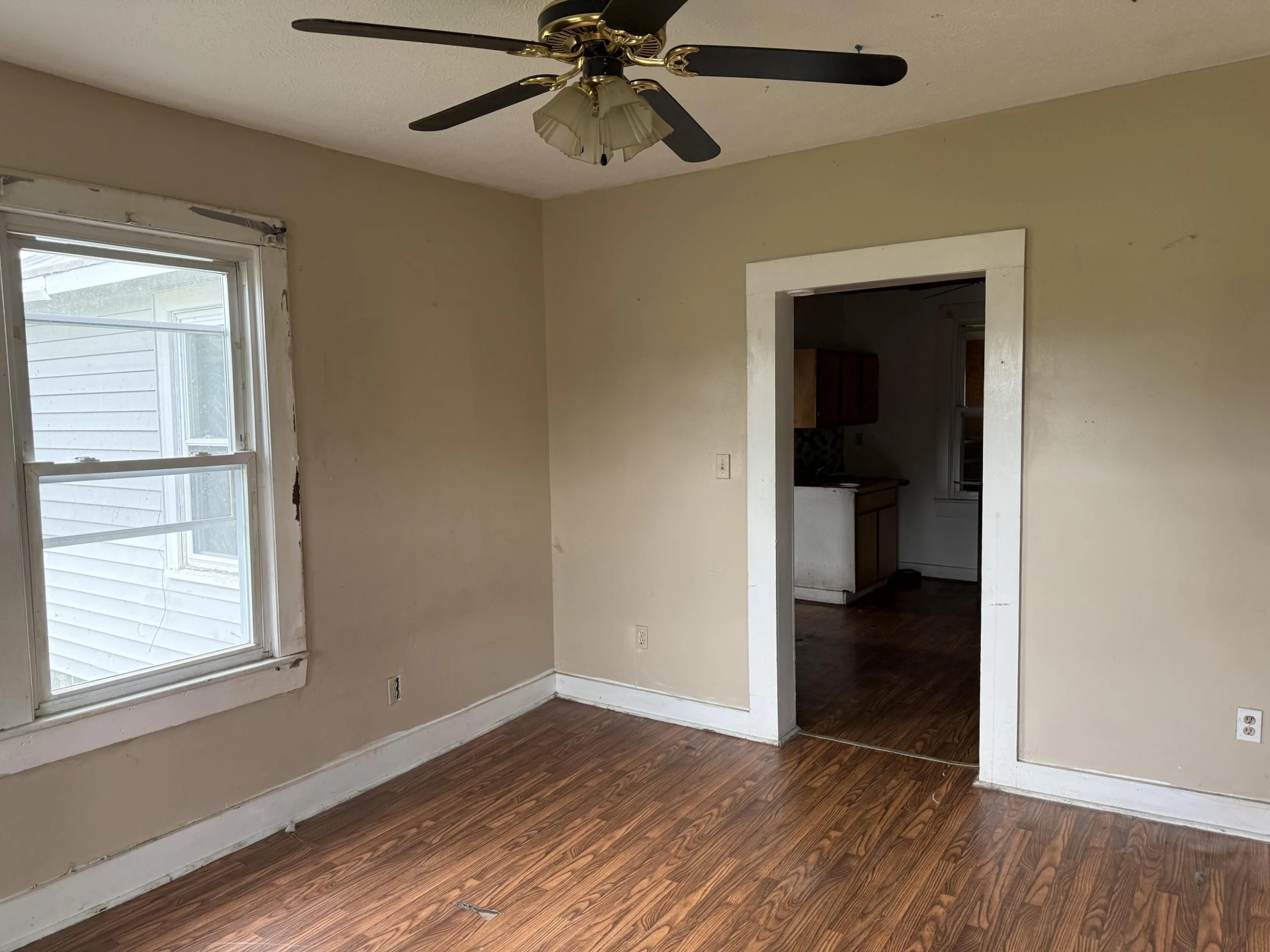 702 Alleghany AVE - Photo 9