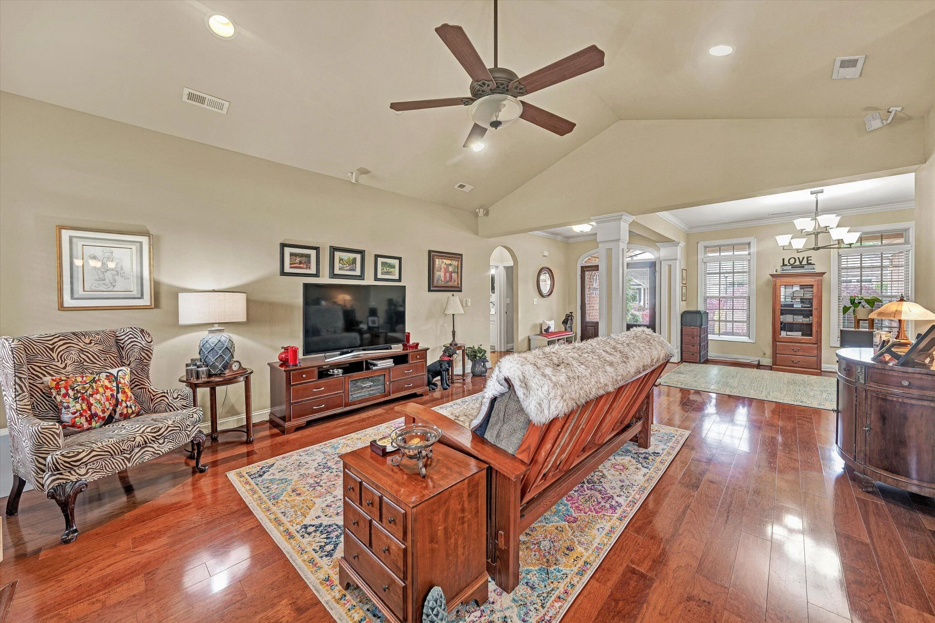 229 Mountain Brook DR NE - Photo 2