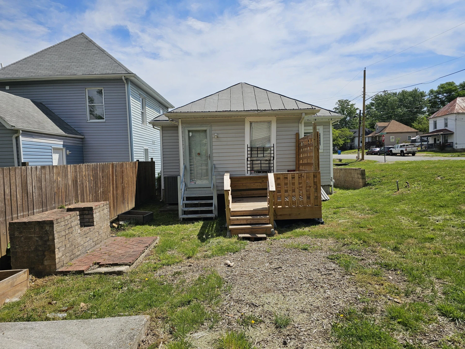 119 16Th ST SE - Photo 16