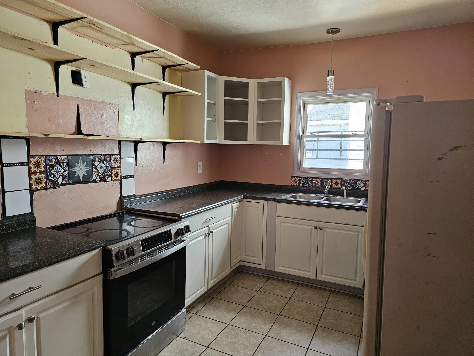 119 16Th ST SE - Photo 4