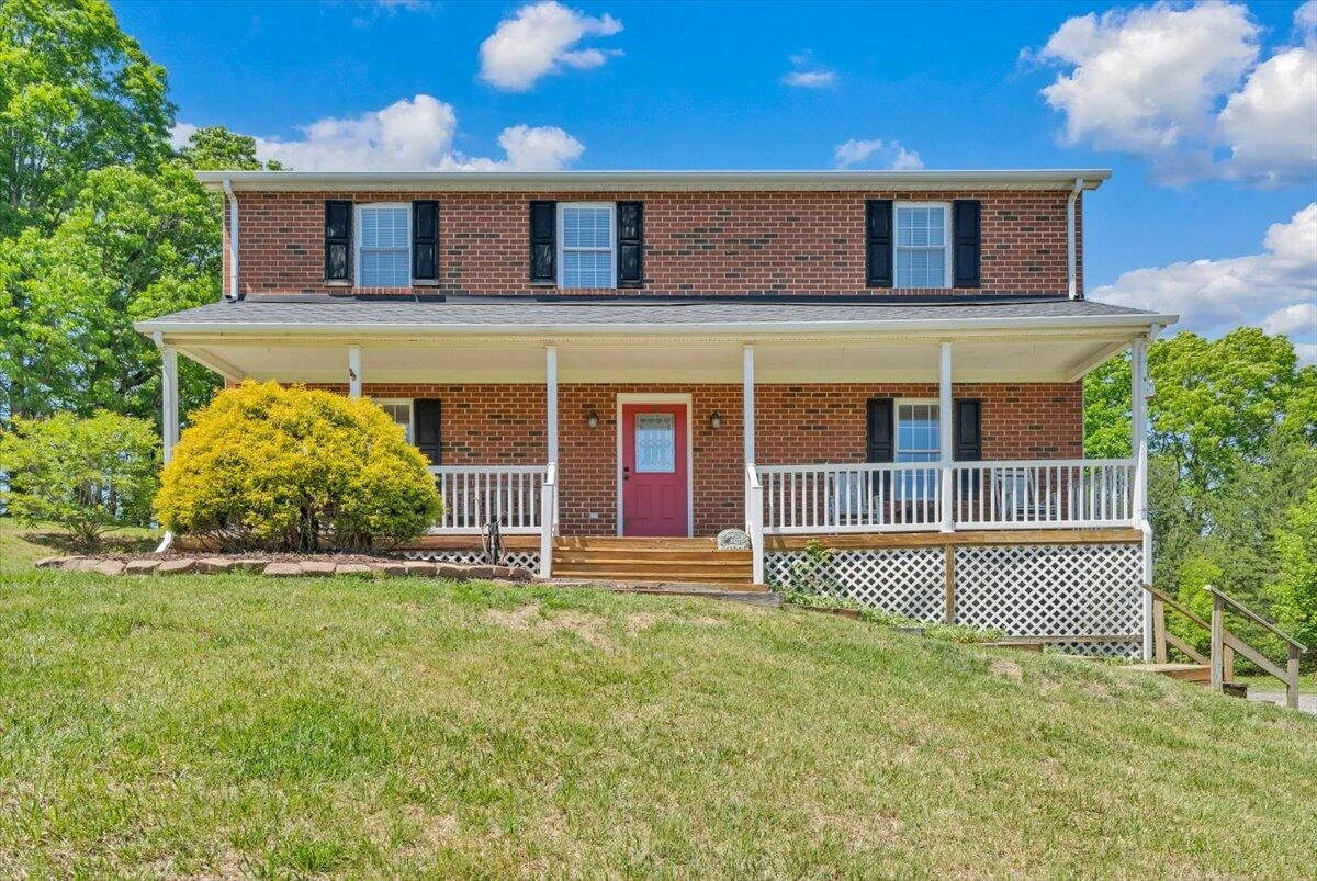 1263 Houston Mines RD