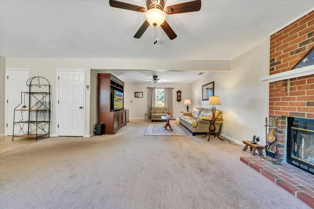 1263 Houston Mines RD - Photo 12