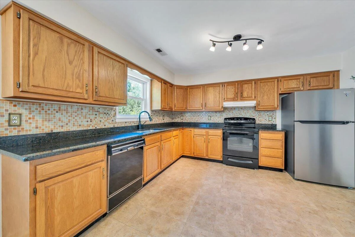 1263 Houston Mines RD - Photo 17
