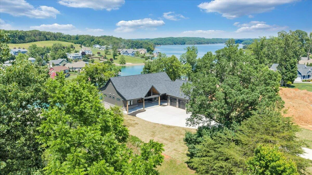 775 Compass Cove CIR - Photo 107