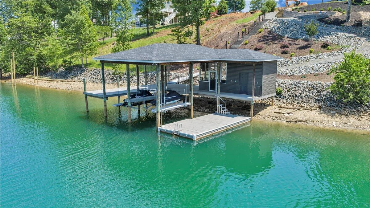 775 Compass Cove CIR - Photo 95