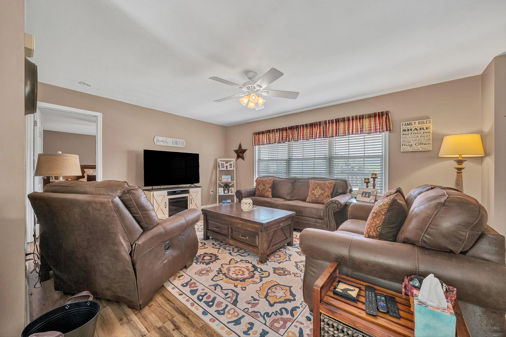 19 Cook AVE - Photo 10