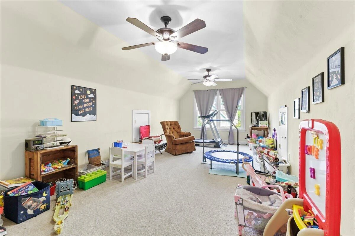 831 Sumpter PL - Photo 34