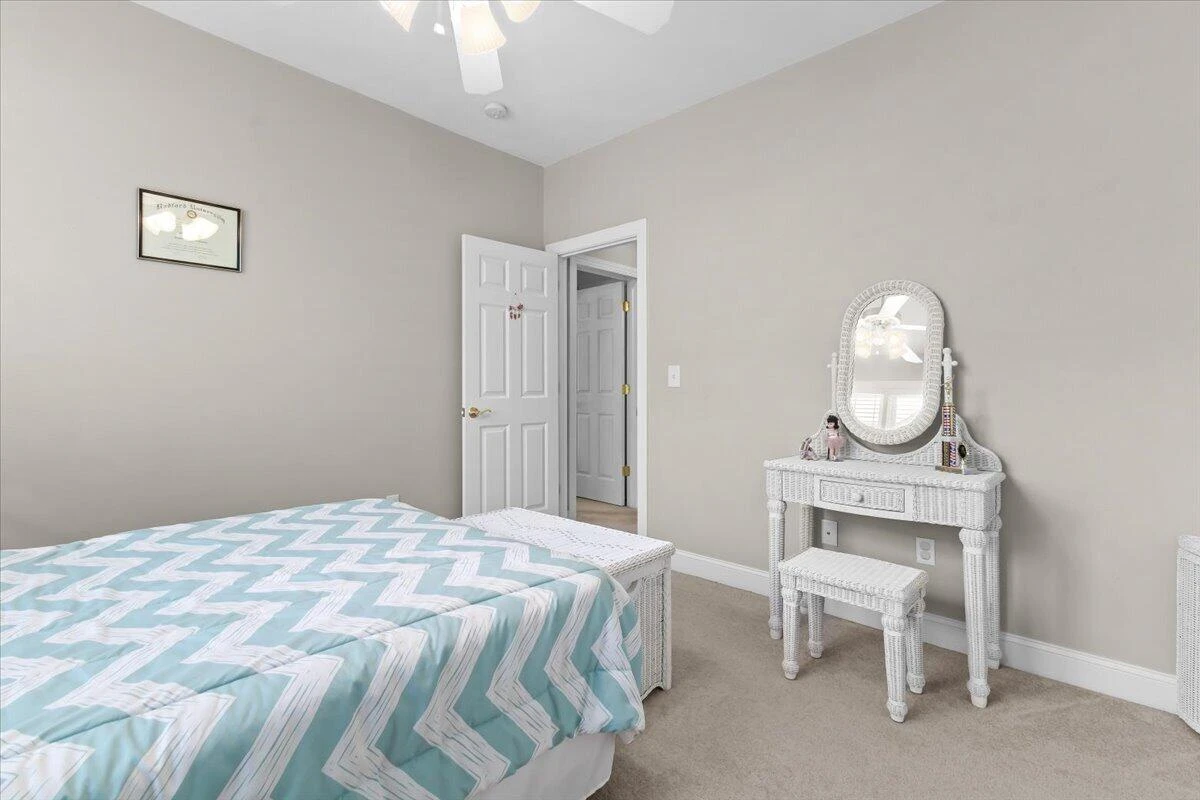 831 Sumpter PL - Photo 36