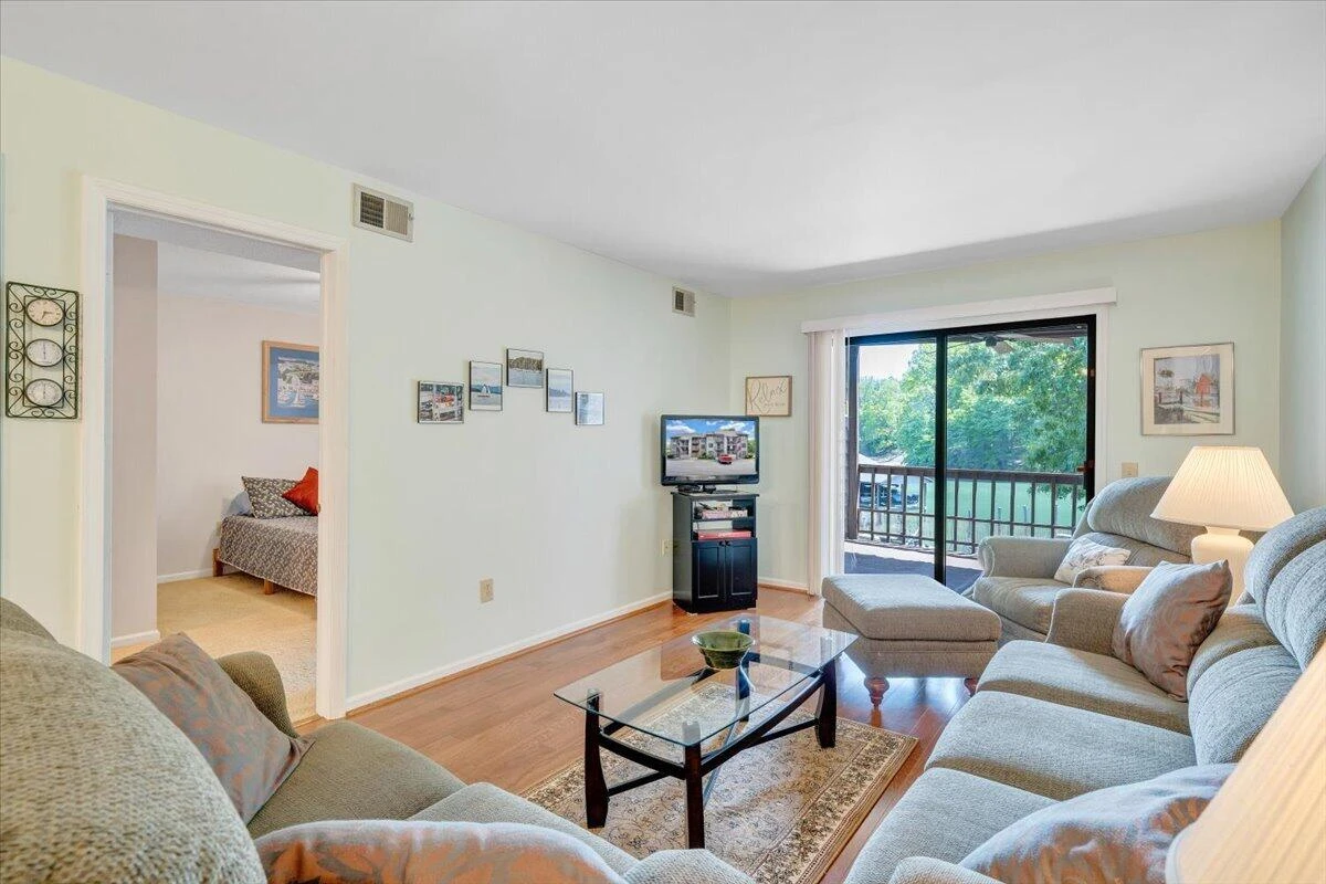 620 Montevista RD #602 - Photo 7