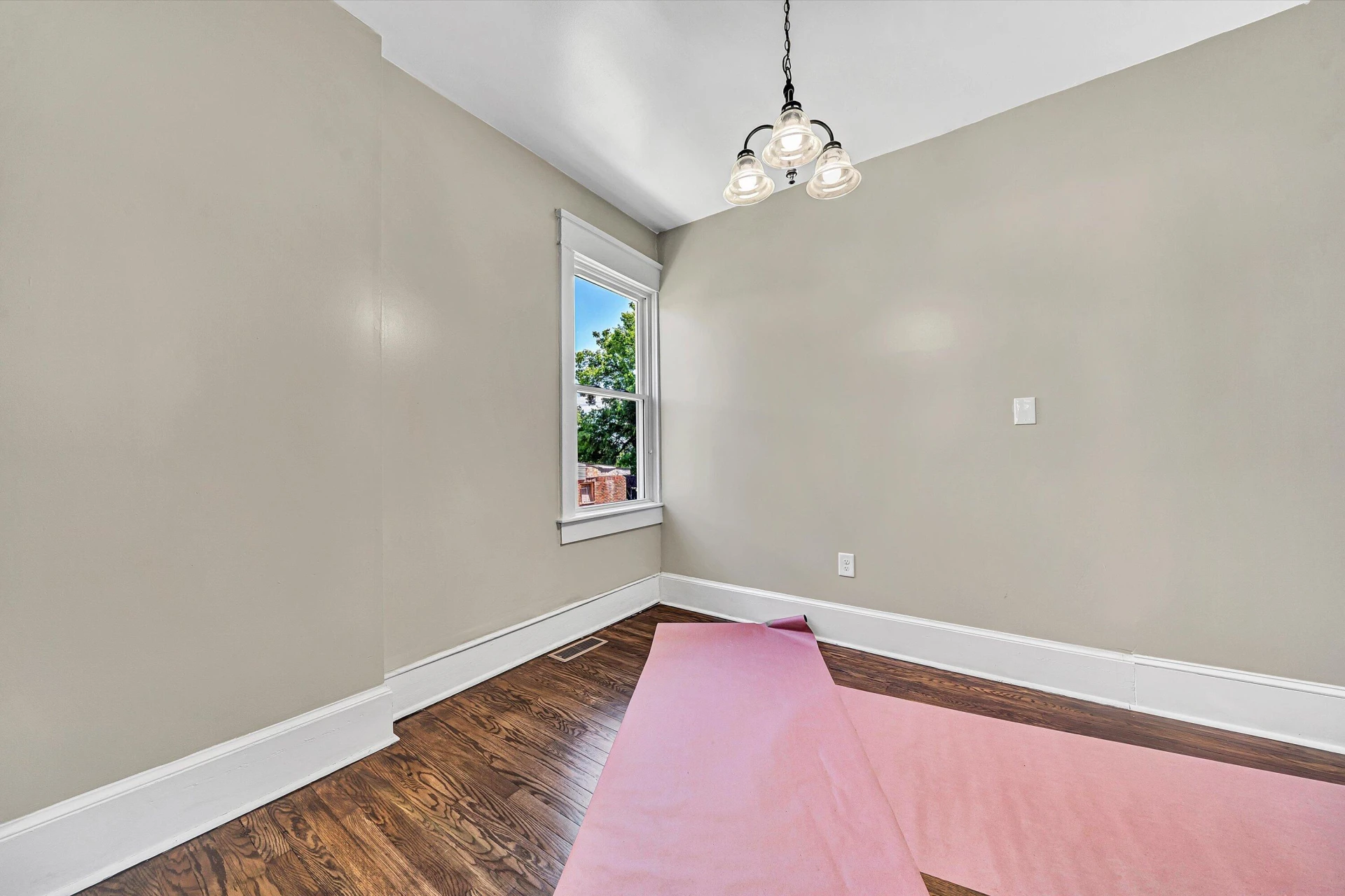 2416 Staunton AVE NW - Photo 11
