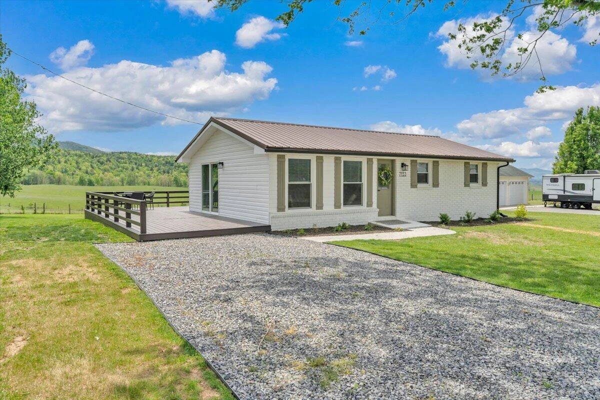 7153 Peppers Ferry RD - Photo 3