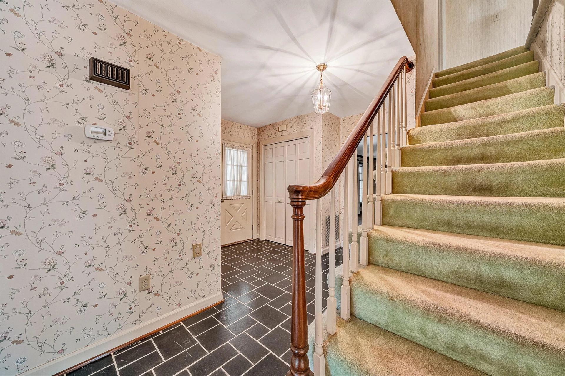 5206 Falcon Ridge RD - Photo 4