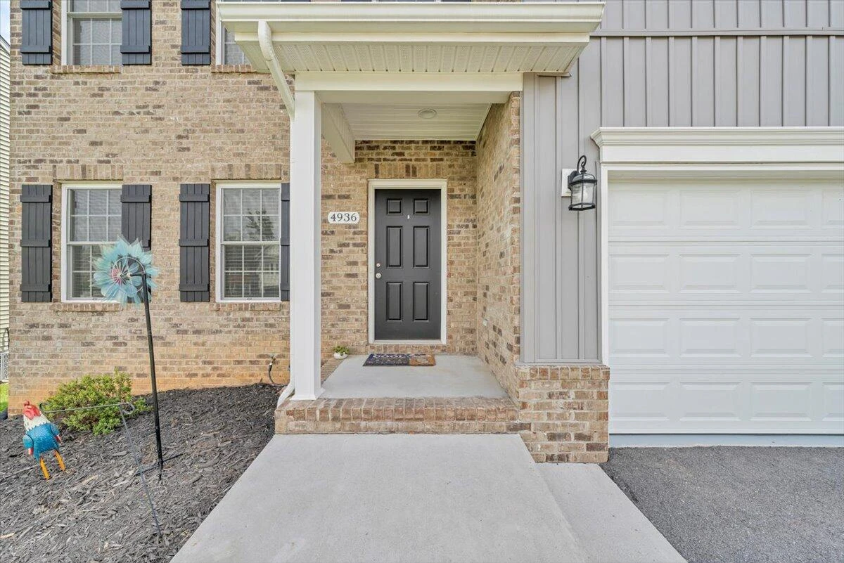 4936 Warrior DR - Photo 2