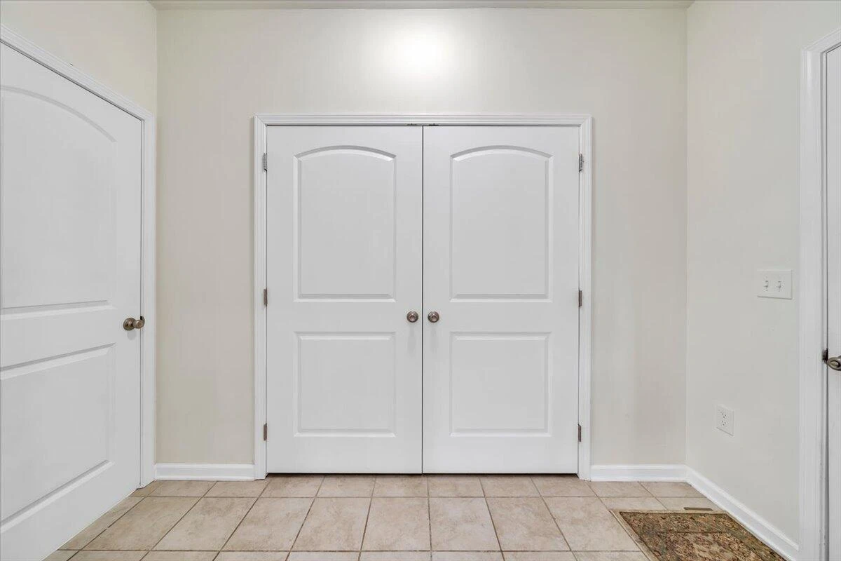 4936 Warrior DR - Photo 22